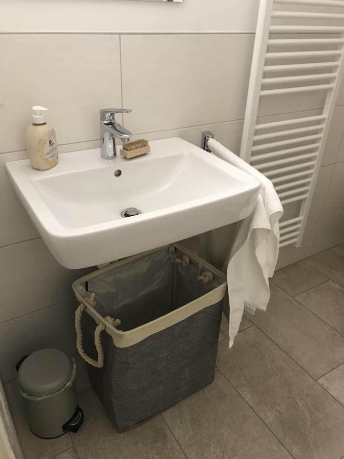 Apartment Schoenes Ferienappartment In Zell Am See: Zentral Gelegen Und Naehe Der Areitbahn Und Dem Zeller